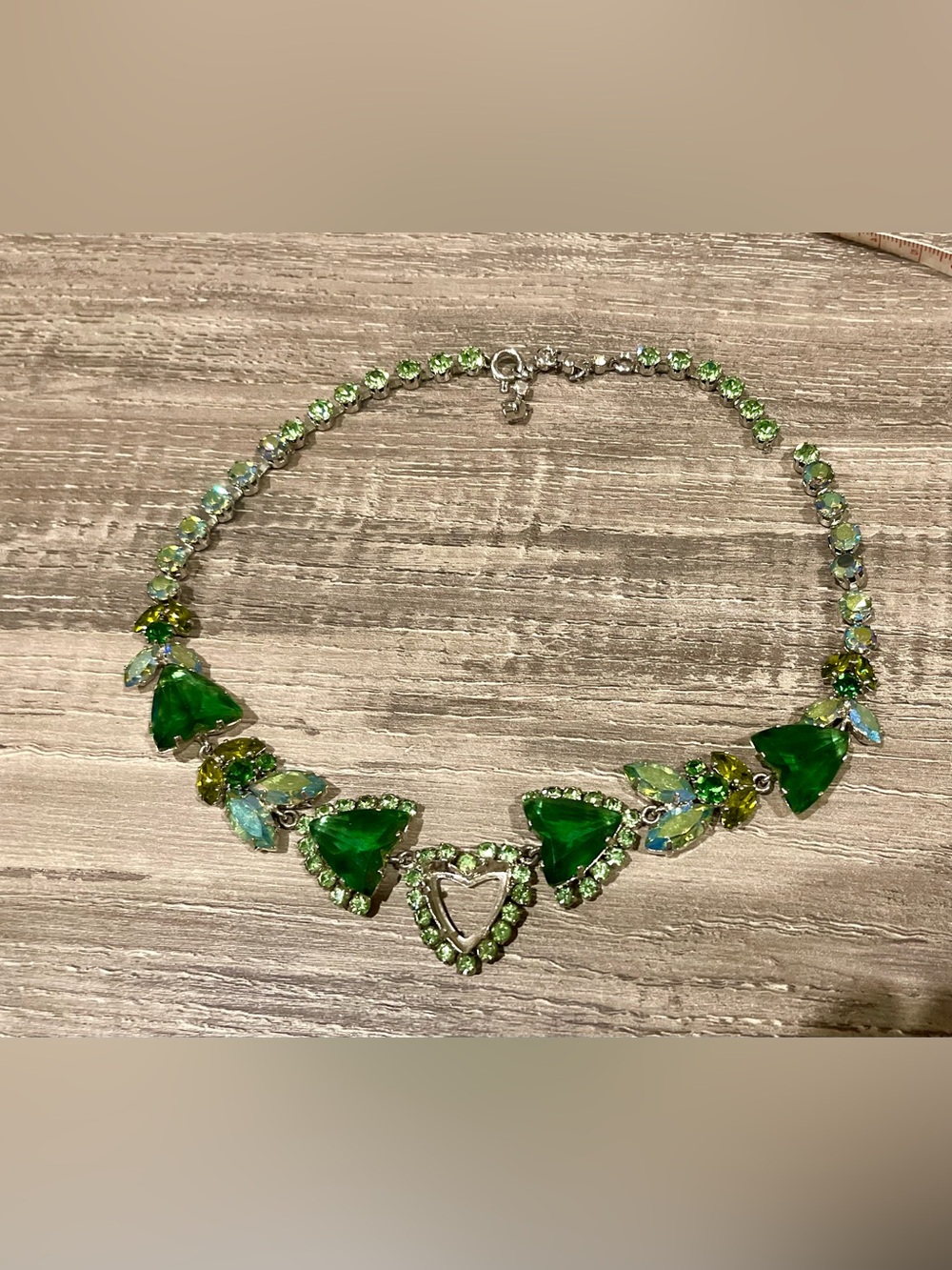 Stunning Emerald & Celadon Crystal Heart and Leaves Necklace
